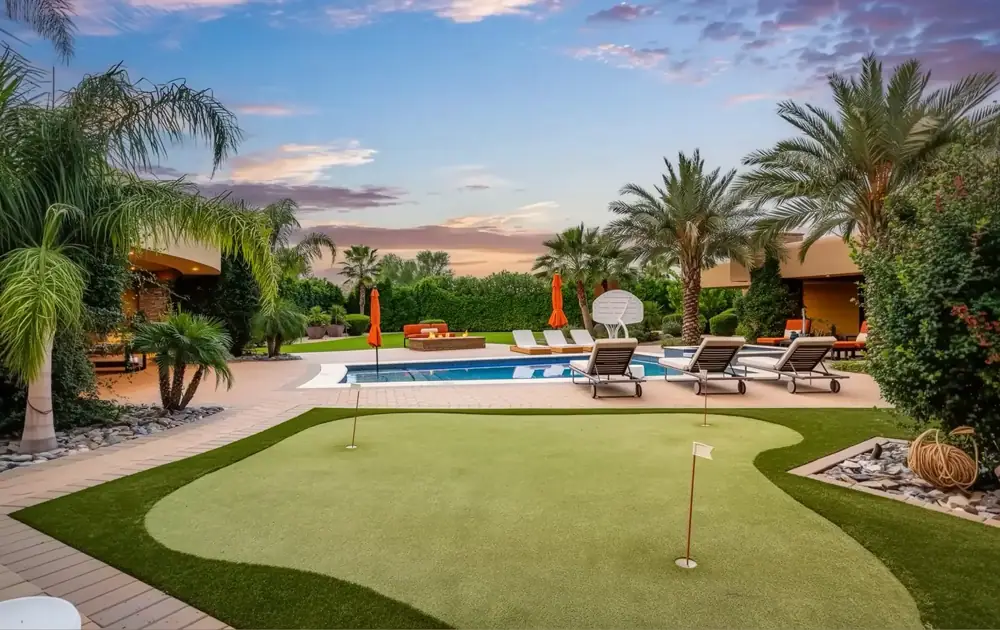 Luxury mental health facility backyard oasis in Scottsdale, Arizona